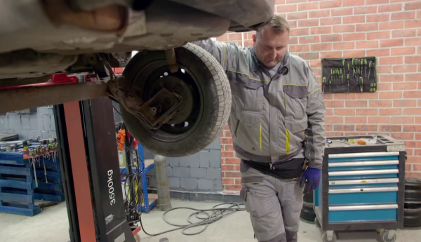 Prawie pełnoletnia Corsa czy prawie pełnoletni Focus?